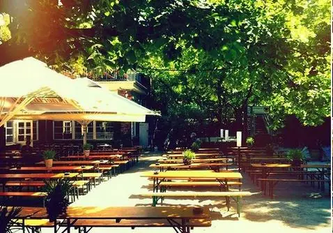 Biergarten Golgatha in Kreuzberg