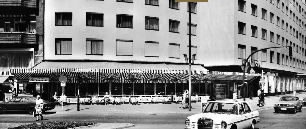 Sonntägliche Anzeigen im Tagesspiegel und das Seminarprogramm 1987